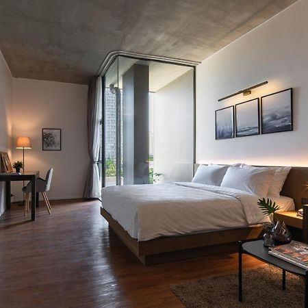 T2 Residence Sathorn Bangkok Extérieur photo