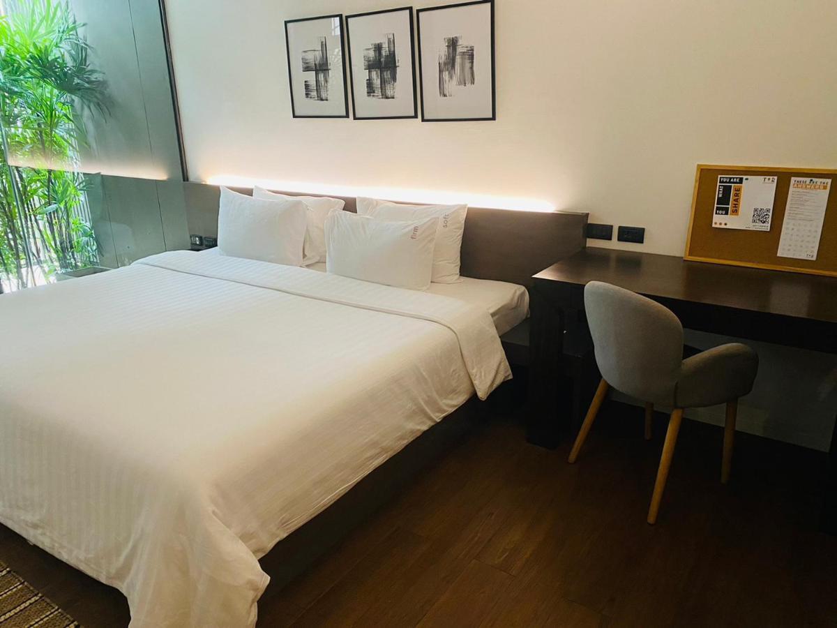 T2 Residence Sathorn Bangkok Extérieur photo