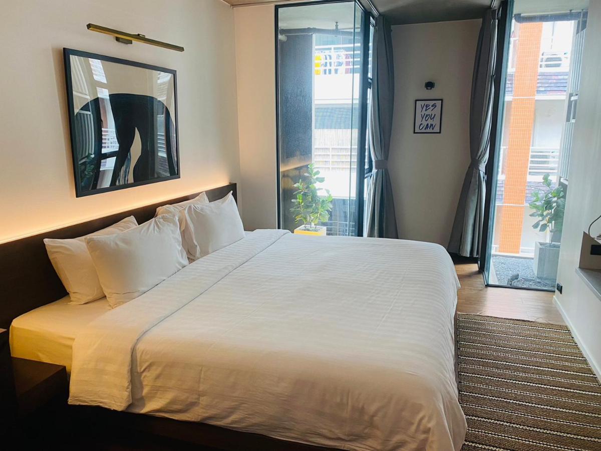 T2 Residence Sathorn Bangkok Extérieur photo
