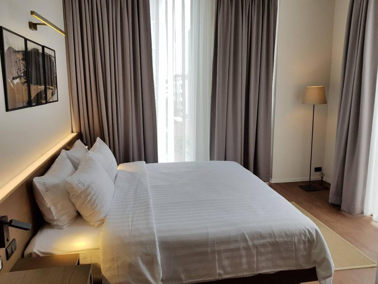 T2 Residence Sathorn Bangkok Extérieur photo