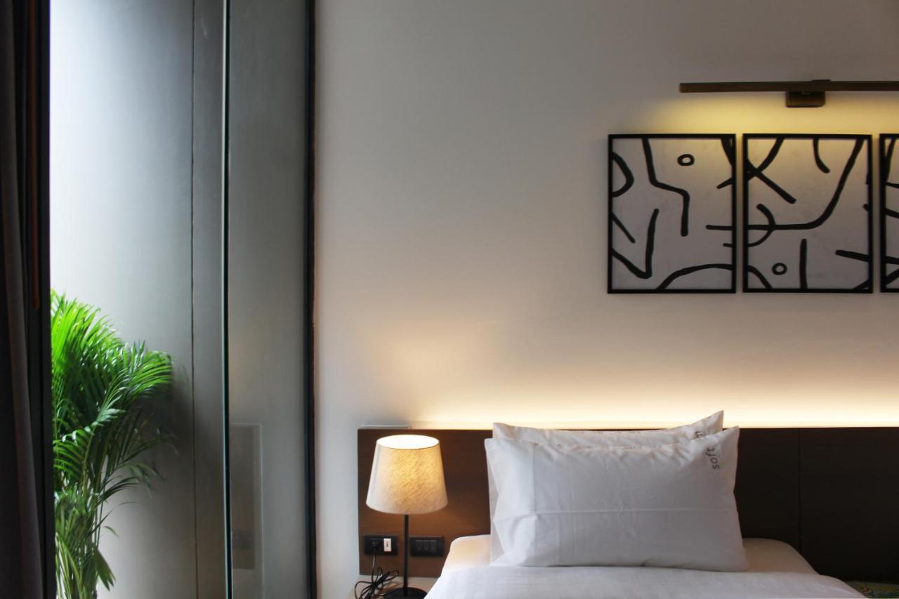 T2 Residence Sathorn Bangkok Extérieur photo