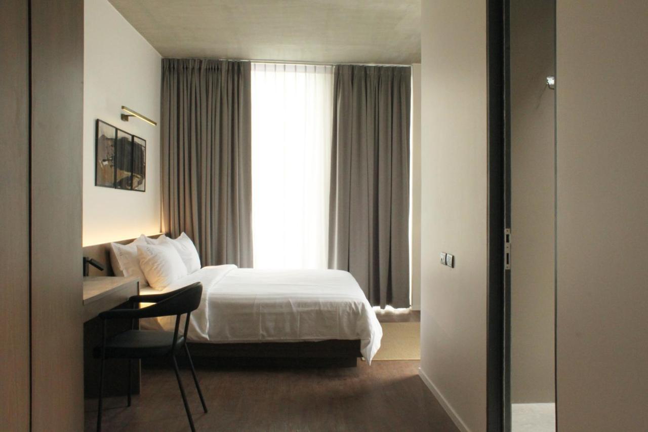 T2 Residence Sathorn Bangkok Extérieur photo