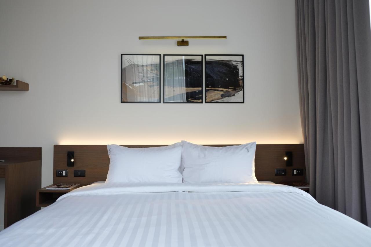 T2 Residence Sathorn Bangkok Extérieur photo