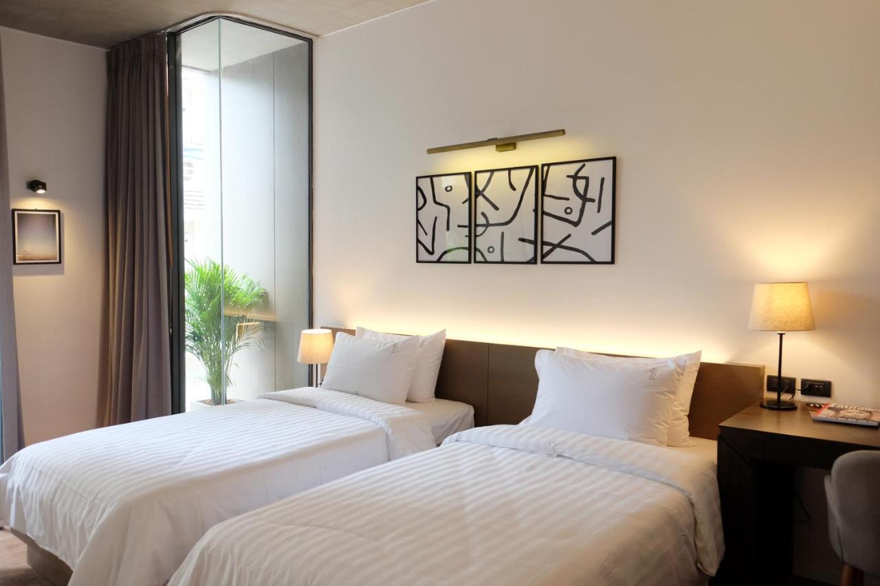 T2 Residence Sathorn Bangkok Extérieur photo