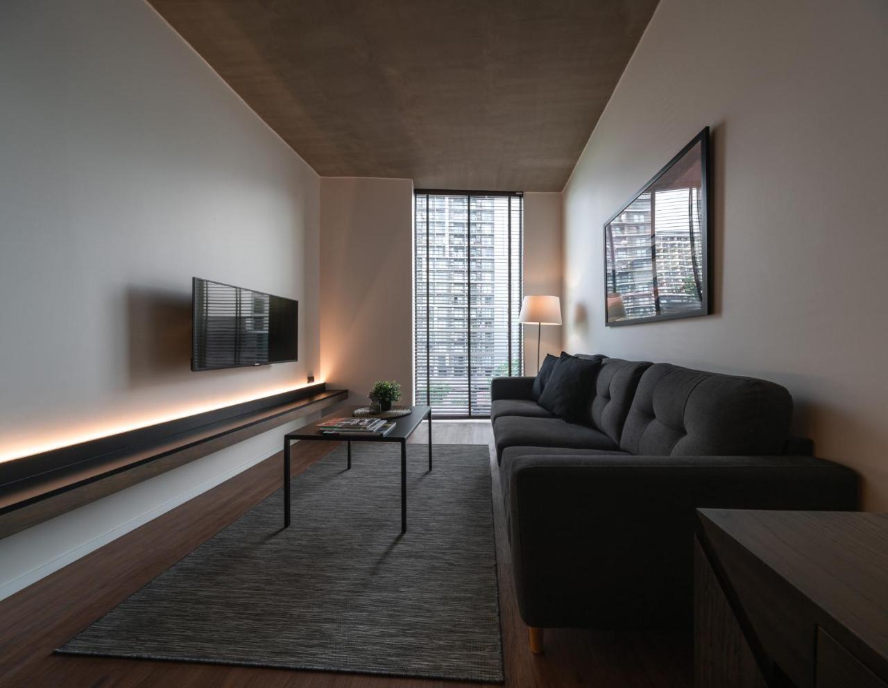 T2 Residence Sathorn Bangkok Extérieur photo